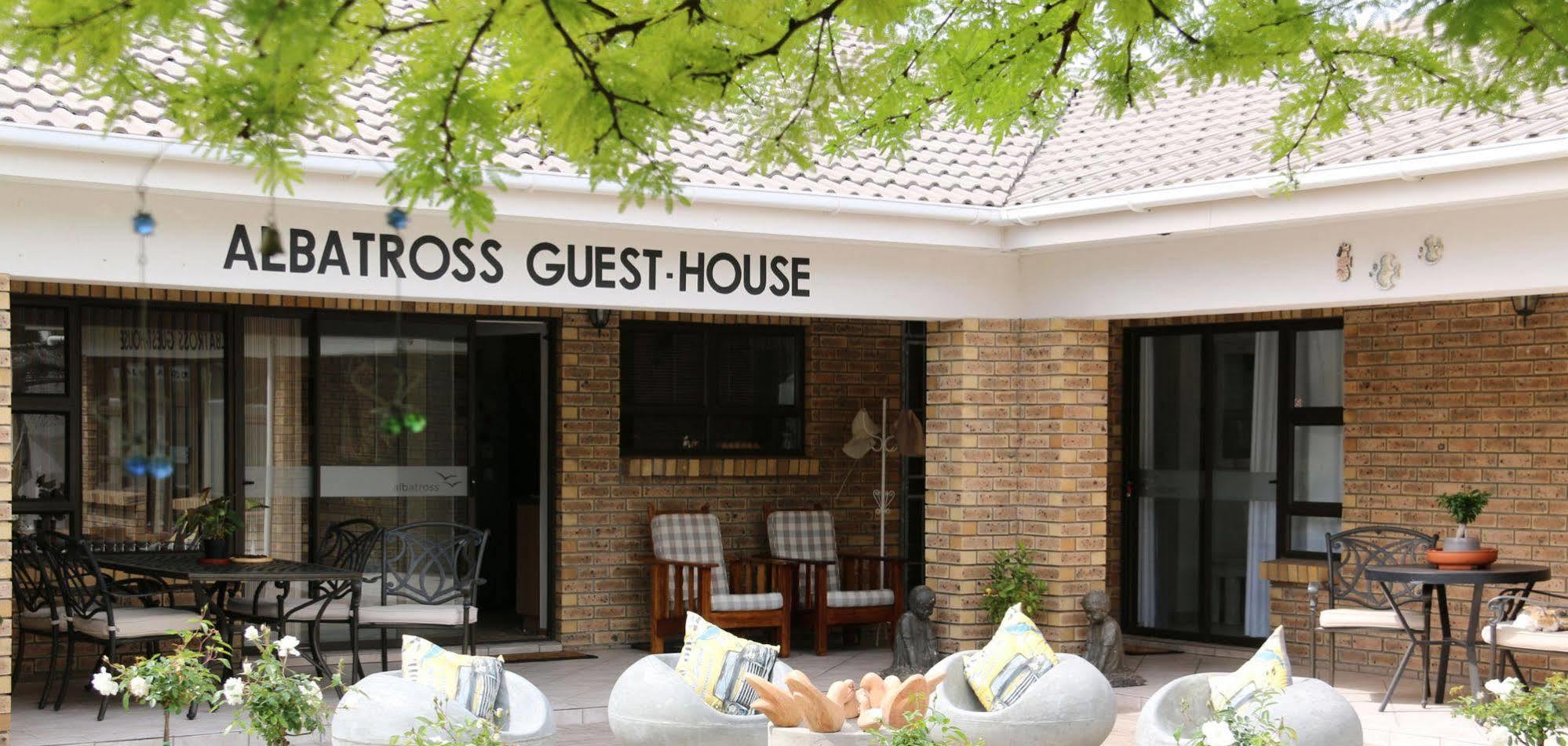 Albatross Guesthouse Лангебан Экстерьер фото