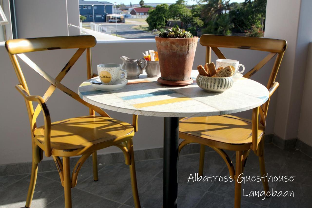 Albatross Guesthouse Лангебан Экстерьер фото