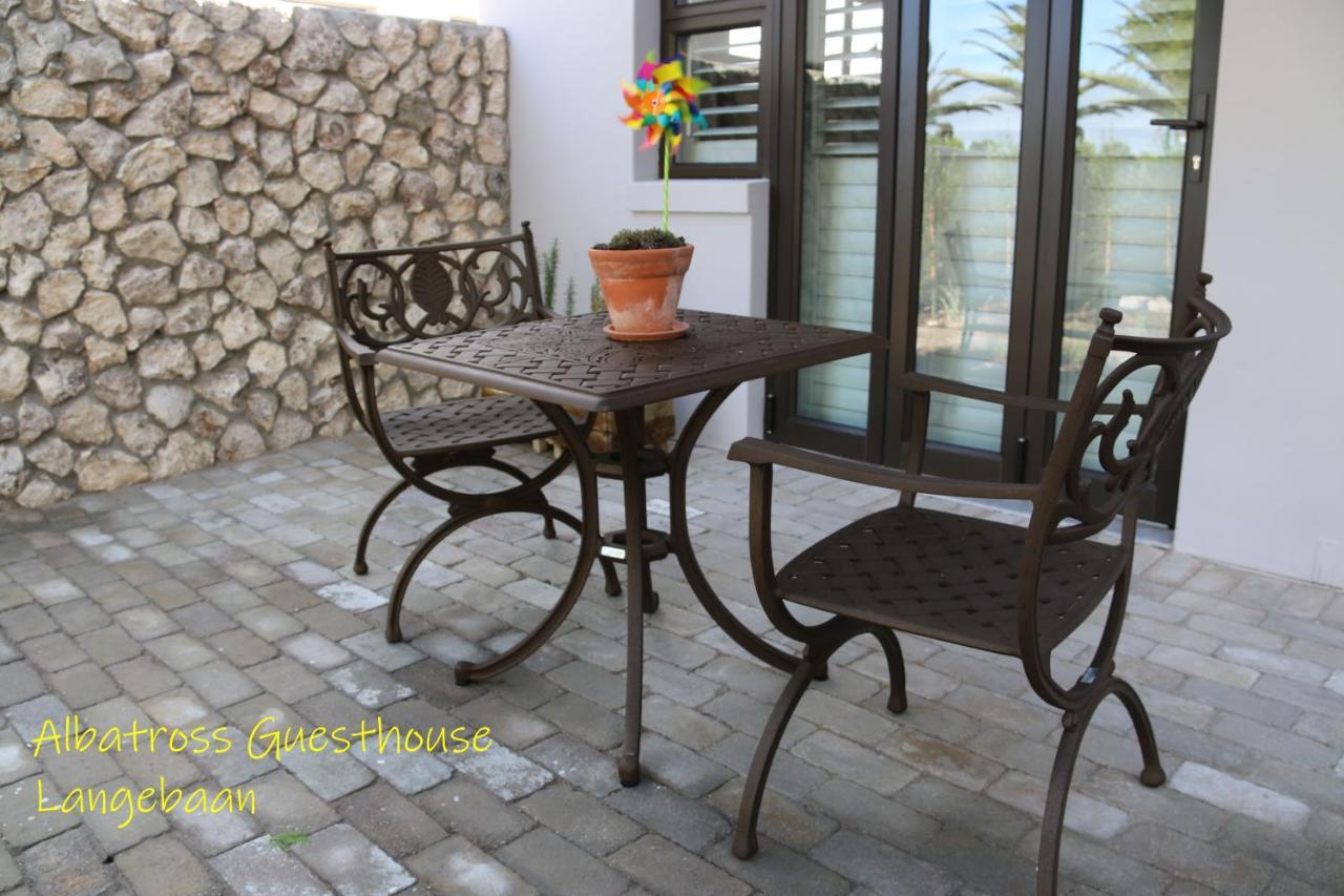 Albatross Guesthouse Лангебан Экстерьер фото